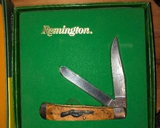 Remington collector pocket knife