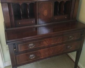 Exquisite small desk.