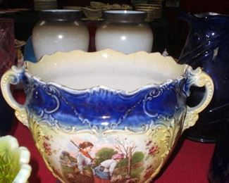 majolica jardinere