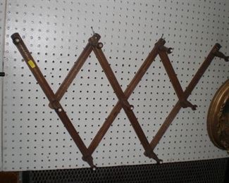 folding hat rack