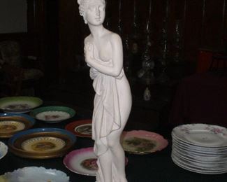 composition 30" figure