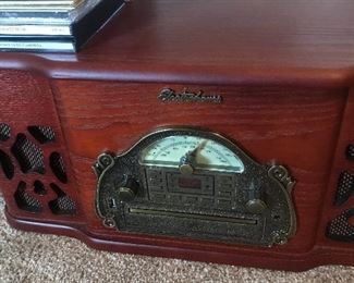 Vintage Style Radio 