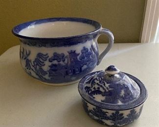 Doulton Flow Blue Chamber Pot and Sponge dish. Rare to find. Don't miss out! 