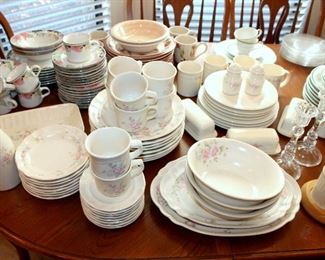Pfaltzgraff "Tea Rose" dishes