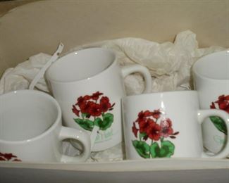 4 Grand Hotel - MacKinac Island mugs NIB