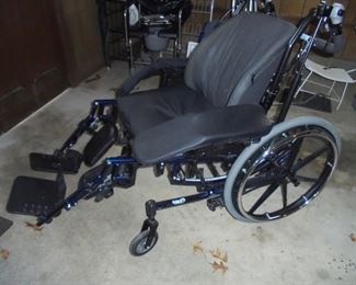 Solara 3 G Wheel chair - w/all the accessories - cadillac of wheel chairs - lays all the way back