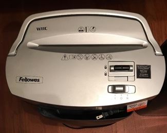 Fellows Shredder