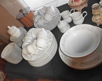 Clarleton "Flower Garden" service for 12