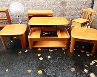 Coffee table, 2 endtables