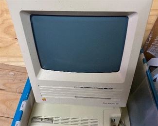 Vintage Macintosh  SE computers, 2