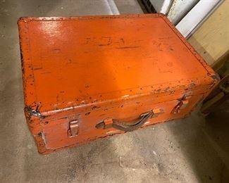 Vintage metal case