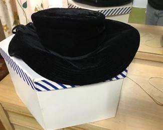 vintage black velvet hat