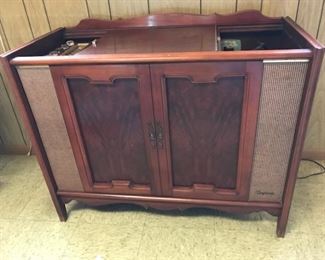 Magnavox console stereo--radio works but turntable will need replacement