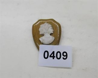 CAMEO PIN