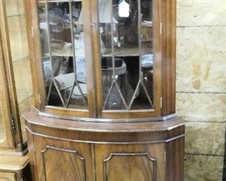 MAHOGANY CURVE GLASS CORNER CABINET