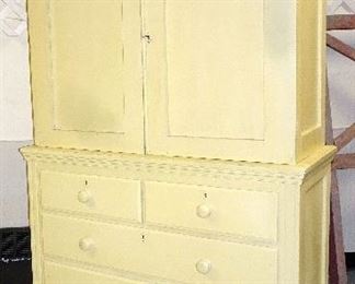 2 Piece Cupboard With Drawers In Base