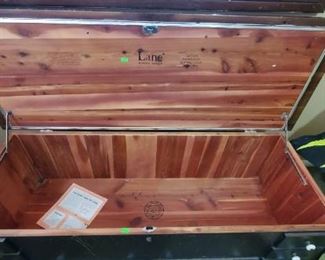 Lane Cedar Chest / Hope Chest (46"L x 20"H x 17.5"D)