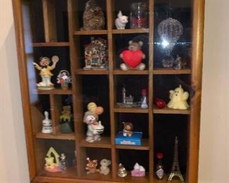 Curio box with miniatures