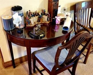 Desk w/ Chair