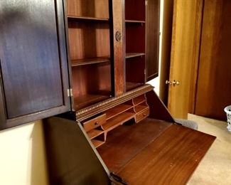 Colonial Style Desk