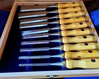 Frued Chisel Set
