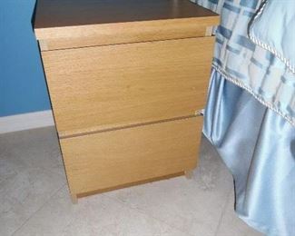 night stand with 2 drawers