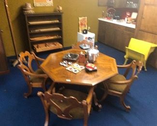 Game Table w/ 4 Chairs