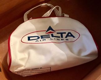 Delta airlines bag