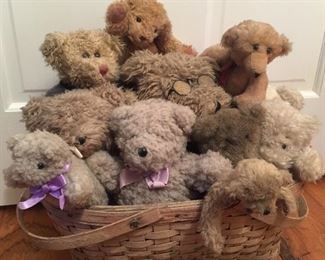 Bears of every kind, from Steiff to Japan to modern