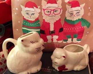 Kitty pitchers