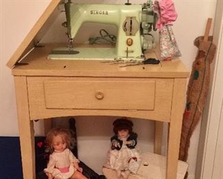 Singer #15 green sewing machine