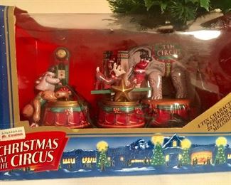 Christmas Circus in box