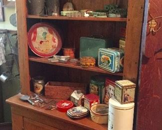 Another fabulous primitive hutch.