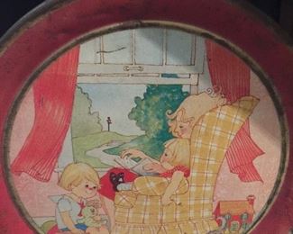 So many vintage sweet tins.