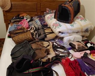 Purses, gloves, Bed