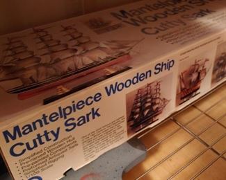 Ship in a bottle