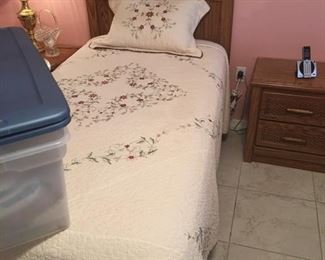 Twin bed - part of bedroom set with matching twin beds, two nightstands and dresser with mirror