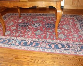 Oriental rug 6' x 9'