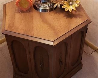 Early American One Door Hexagonal End Table - 24 in. x 22 in. tall - contents on top not included