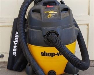 18 Gal. Shop-Vac Ultra Pro with Accessories - Works