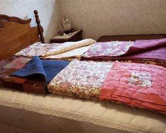 Lot of (4) Tied Blanket Quilts