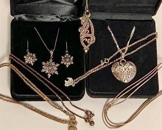 Marcasite Collection and More https://ctbids.com/#!/description/share/281240