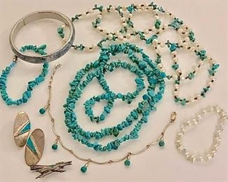 Turquoise Like Jewelry and More https://ctbids.com/#!/description/share/281244