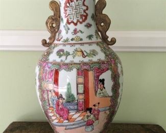 Vintage Chinese Lamp