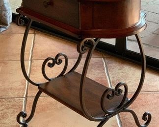 Small Iron Scroll & Wood Console table/Stand 27x24x14in HxWxD