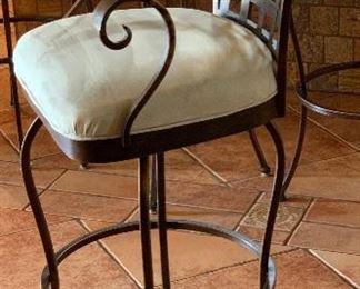 4 Counter Height Swivel Barr Stools/Chairs 47x21x18in seat: 32in HxWxD