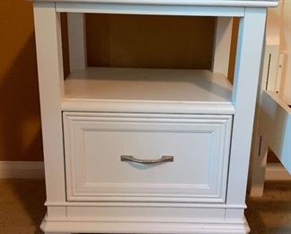 #1 CafeKid White Nightstand 25x21.5x16in H HxWxD