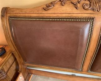 King Universal Furniture Burl & Leather Sleigh Bed 61x82x97in HxWxD