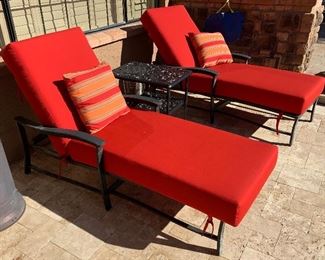 Aluminum Chaise Lounge #1 NEW PAD 42x31x74in HxWxD
Aluminum Chaise Lounge #2 NEW PAD 42x31x74in HxWxD
