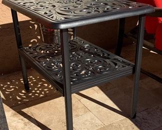 Aluminum Table w/ Ice Bucket/storage 24x20x28.5in HxWxD